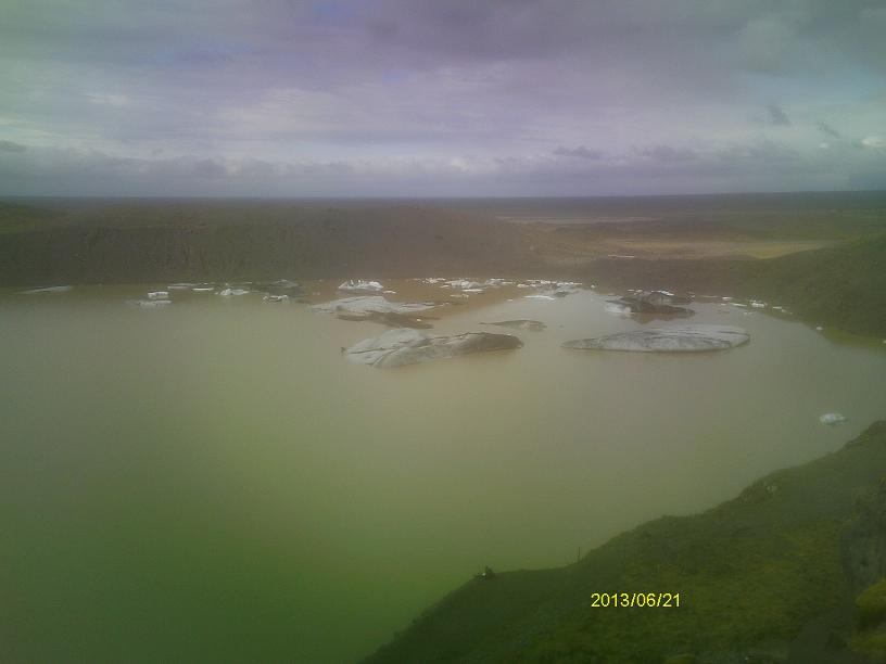 Svínafellsjökull lake
